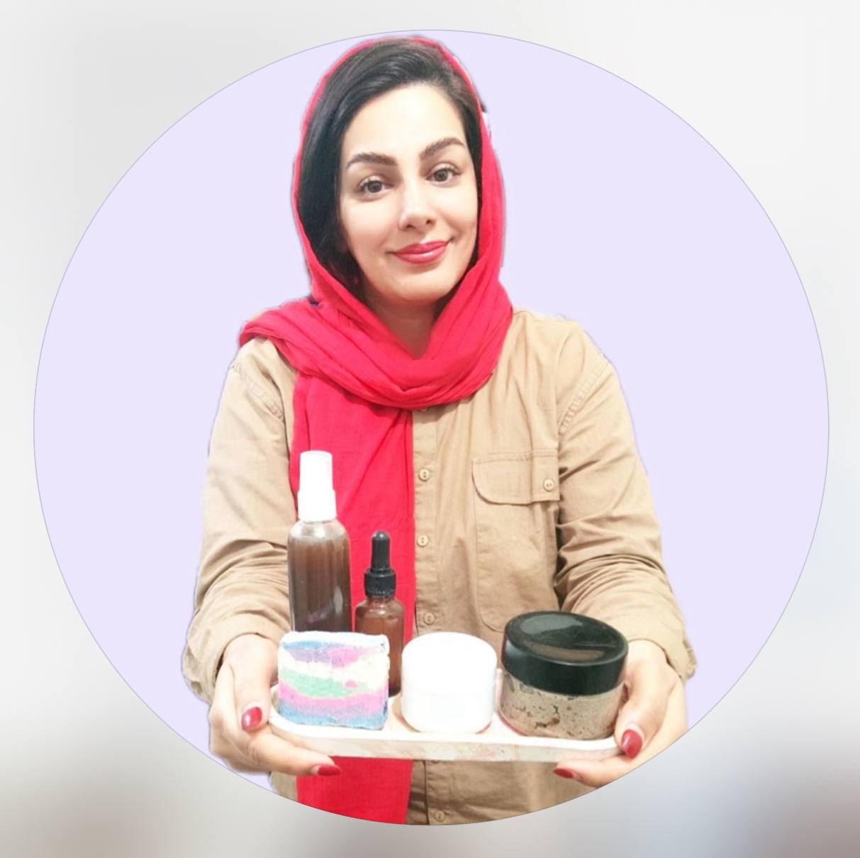 مرضیه بارانی-مربی ساخت مواد آرایشی